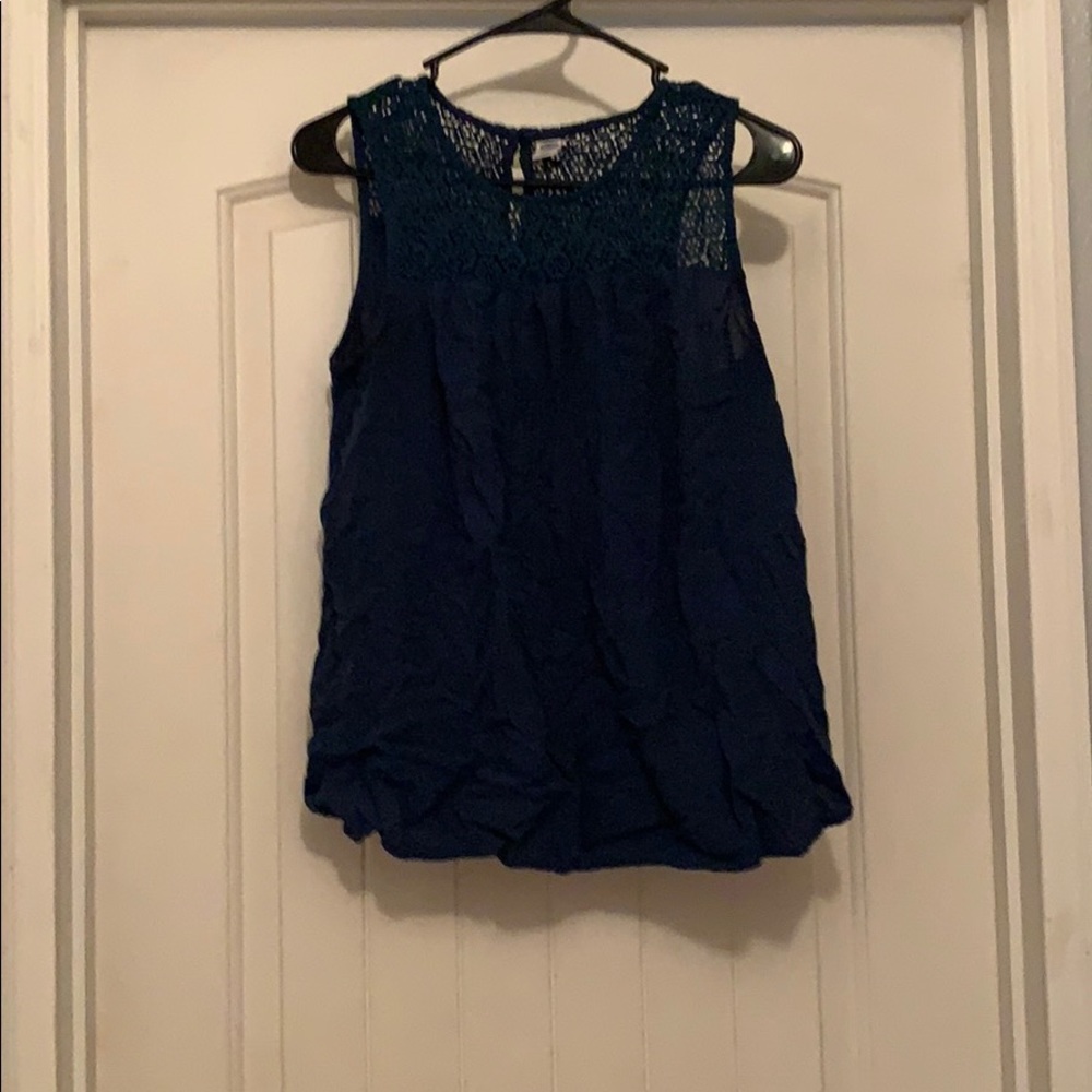 Old Navy top